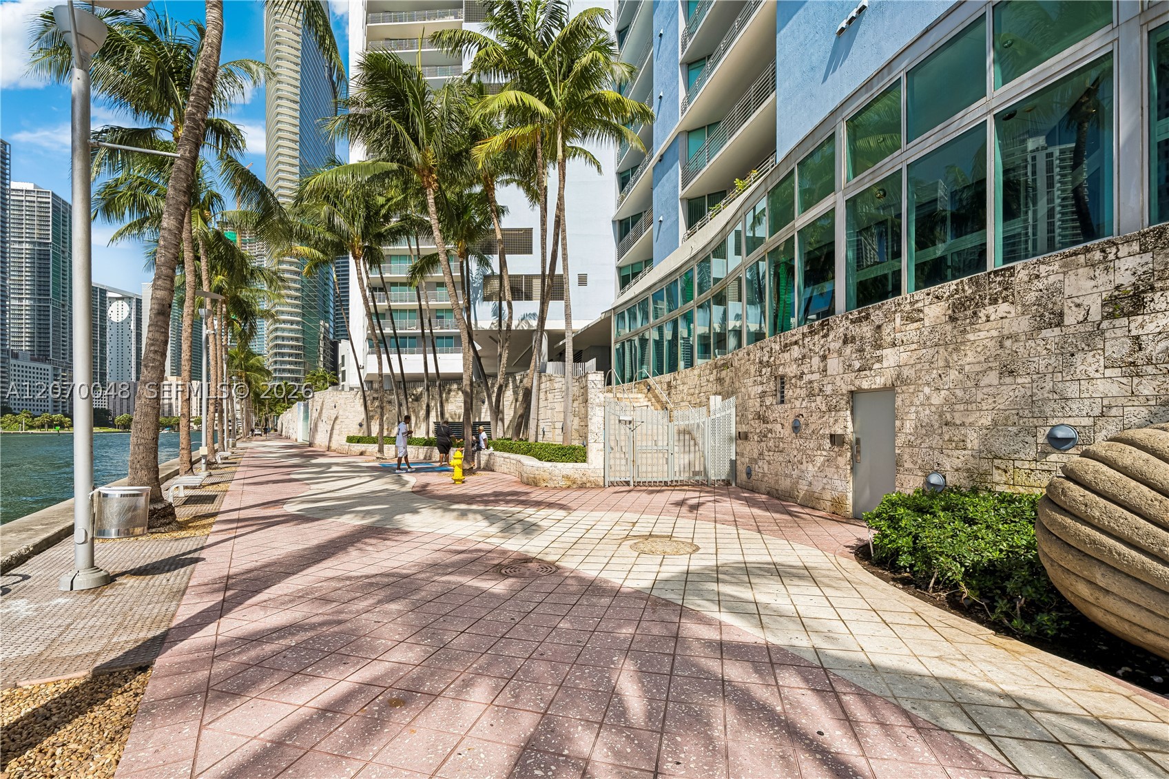 335 S Biscayne Blvd #2609 Miami, FL 33131