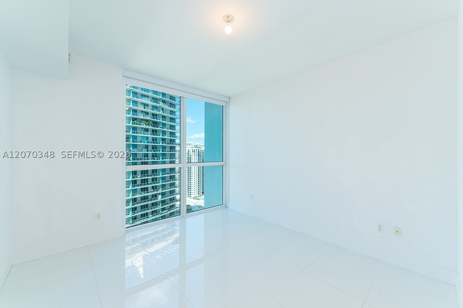 image The Bond on Brickell15