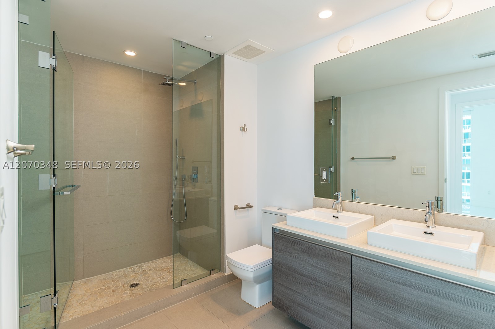 image The Bond on Brickell19