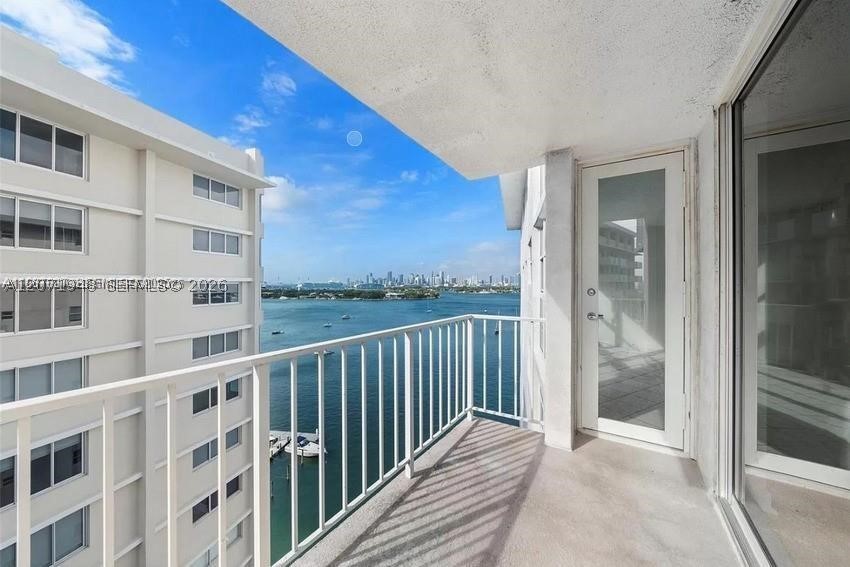 1228 West Ave #1415