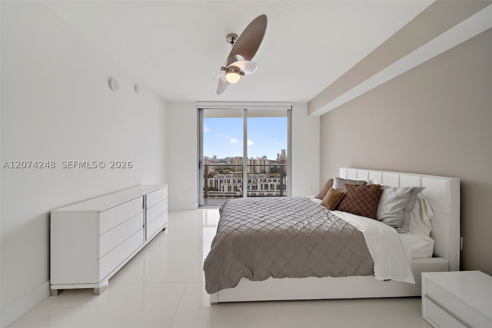300 Sunny Isles Blvd #2403 Sunny Isles Beach, FL 33160