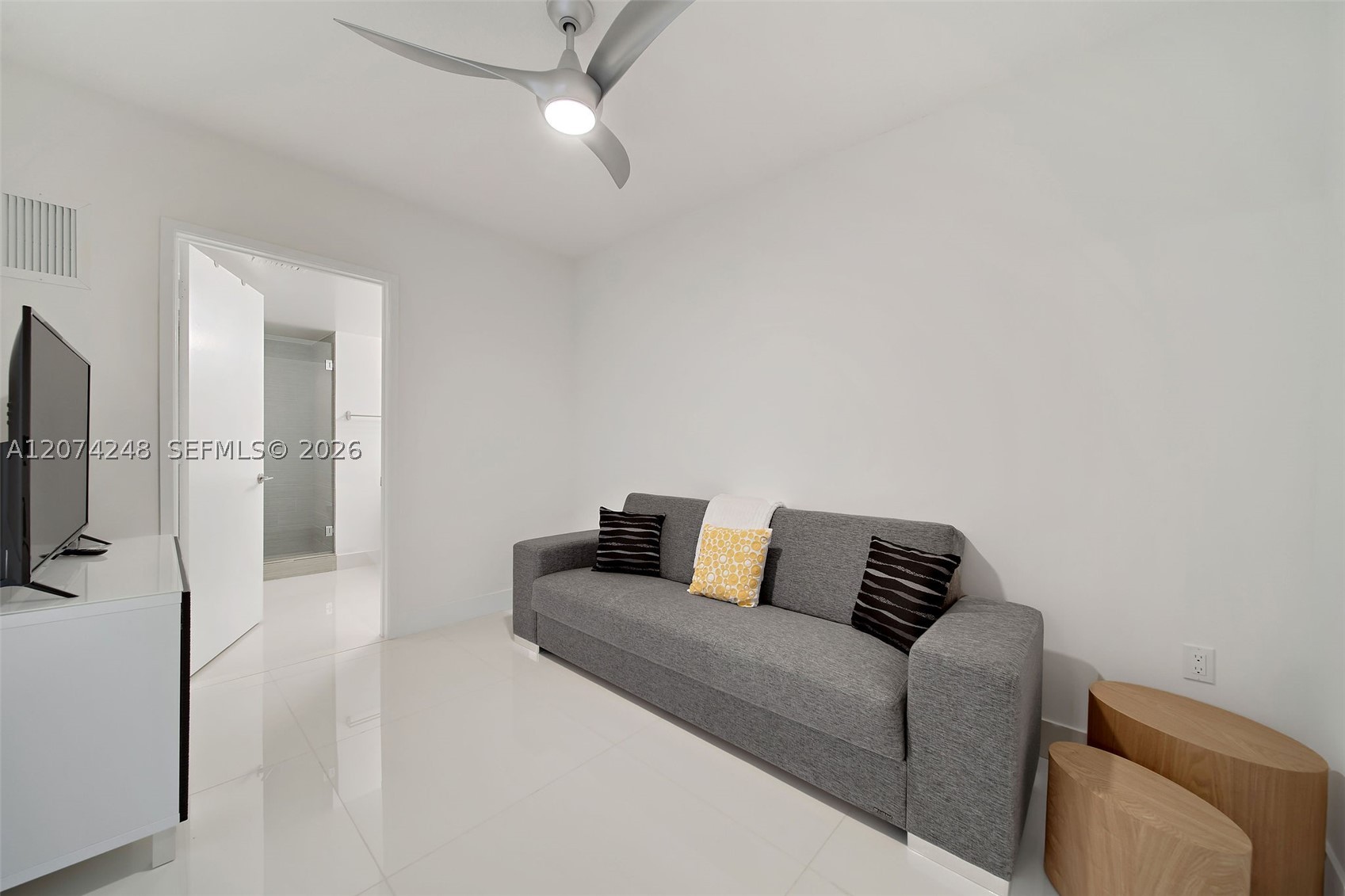300 Sunny Isles Blvd #2403 Sunny Isles Beach, FL 33160