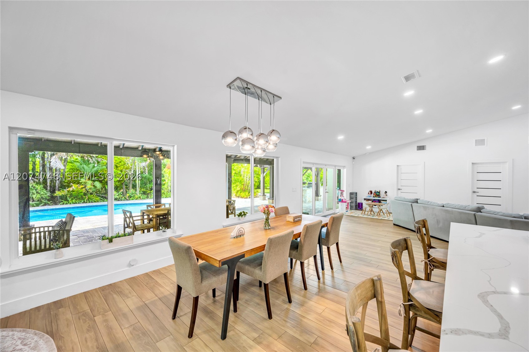8440 SW 182nd Ter Palmetto Bay, FL 33157