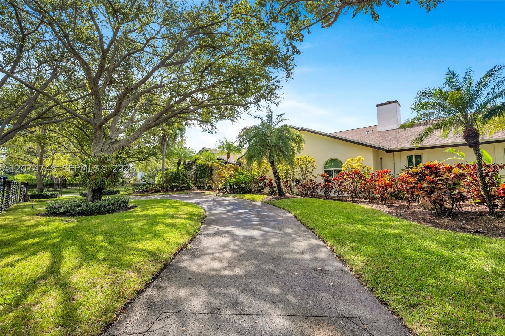 8440 SW 182nd Ter Palmetto Bay, FL 33157