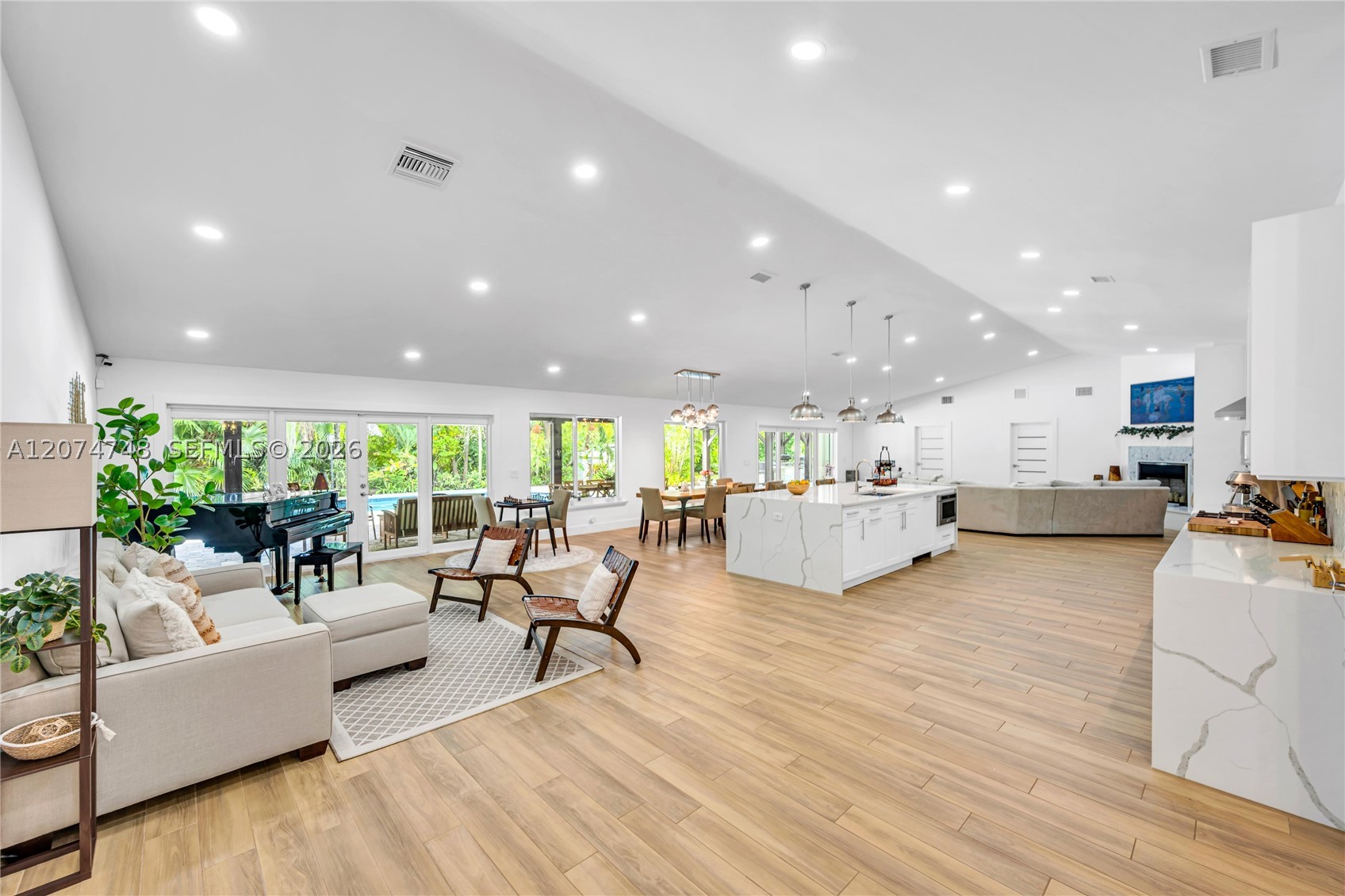 8440 SW 182nd Ter Palmetto Bay, FL 33157