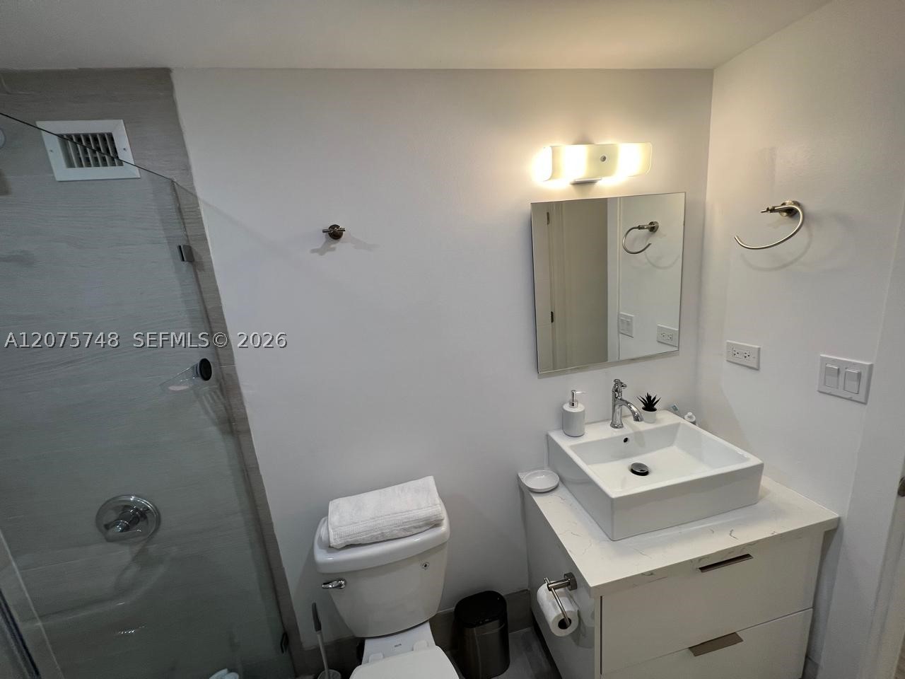 5601 Collins Ave #412A Miami Beach, FL 33140