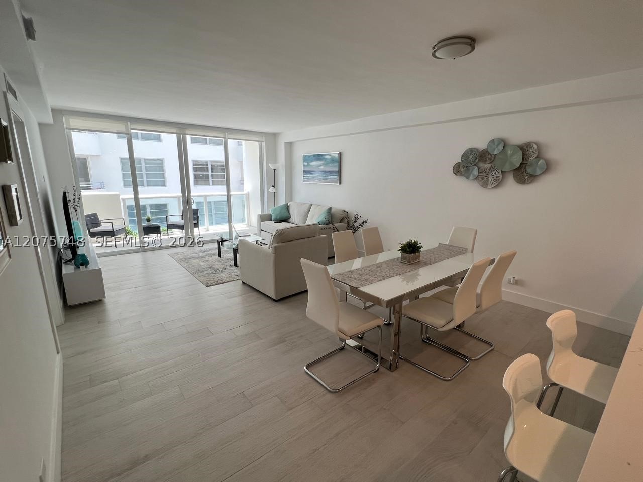 5601 Collins Ave #412A Miami Beach, FL 33140