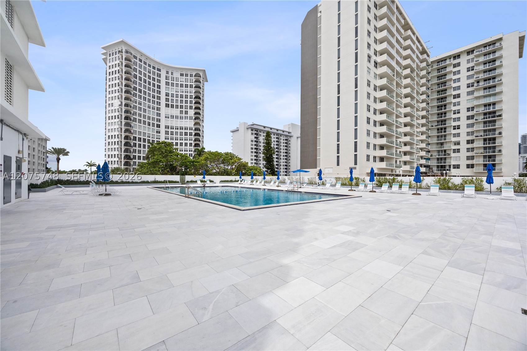 5601 Collins Ave #412A Miami Beach, FL 33140