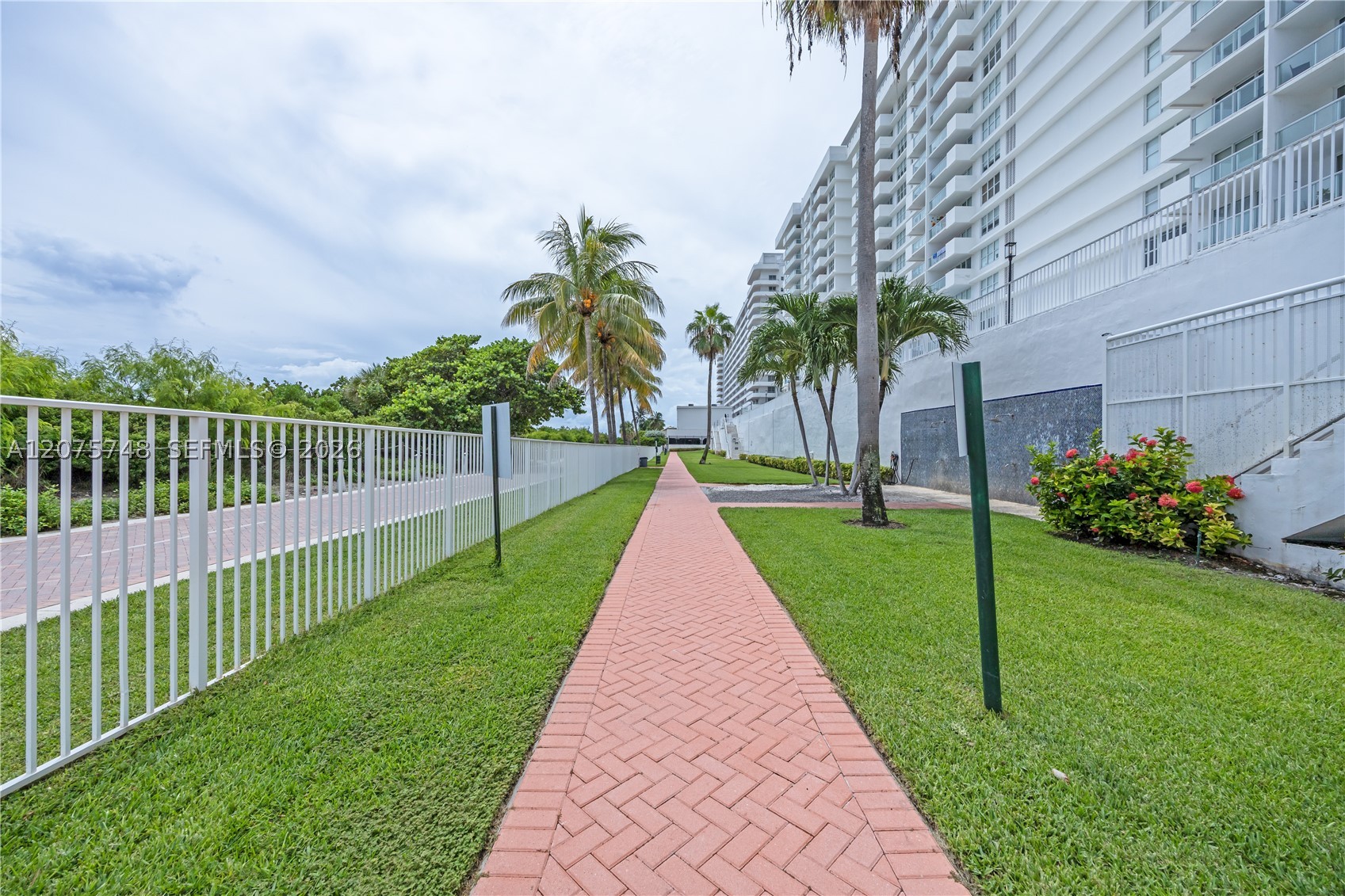 5601 Collins Ave #412A Miami Beach, FL 33140