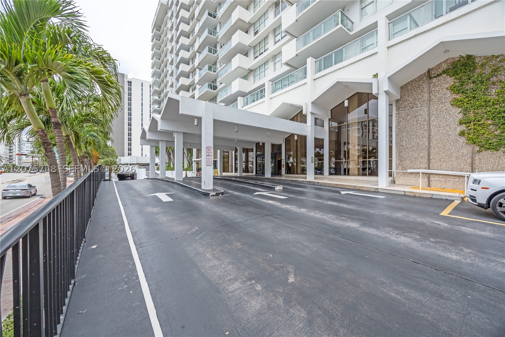 5601 Collins Ave #412A Miami Beach, FL 33140