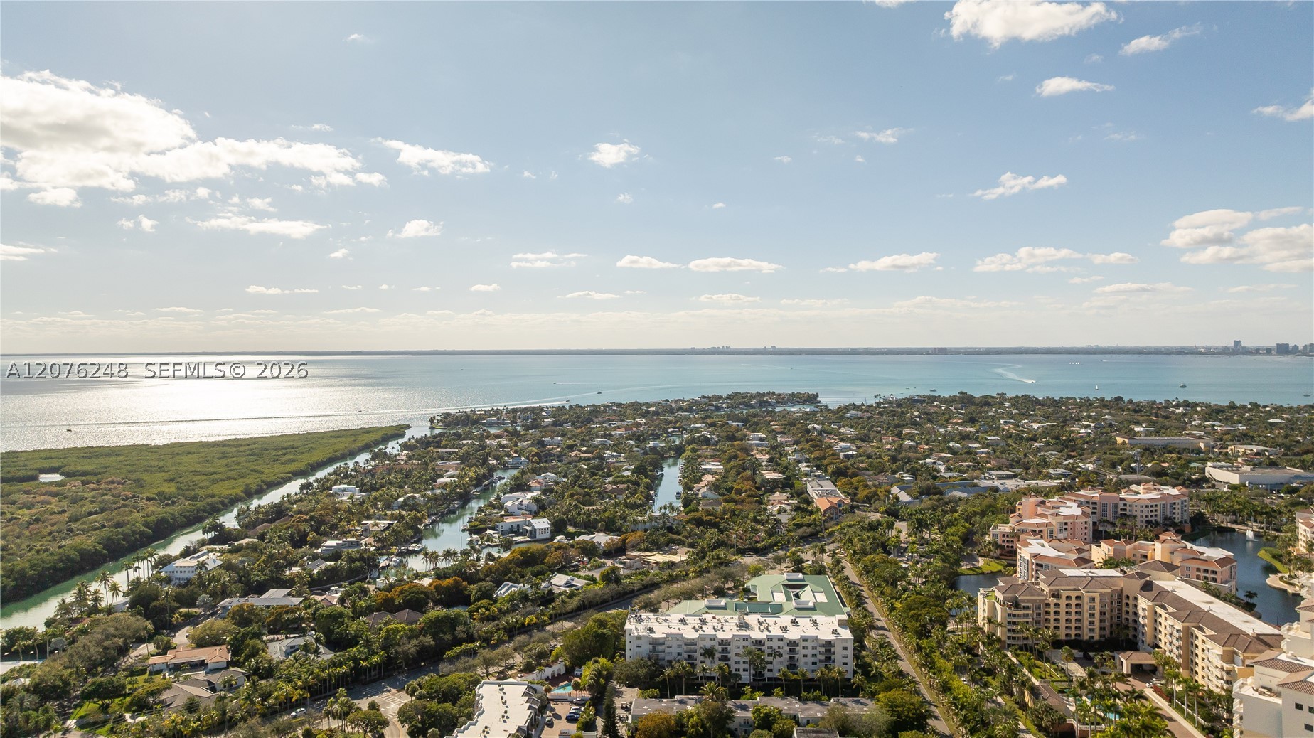 210 Sea Vw Dr #207 Key Biscayne, FL 33149