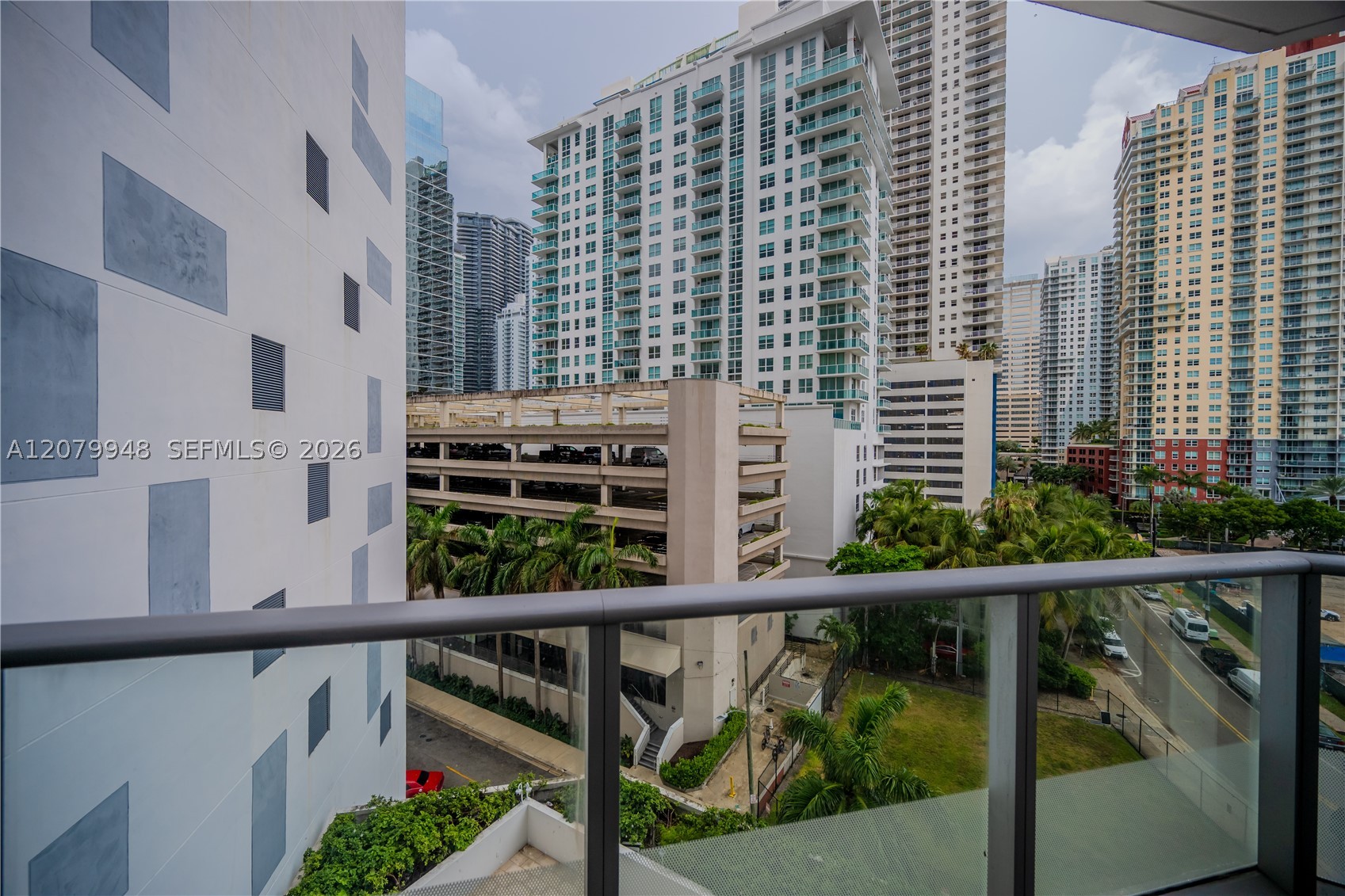 image Brickell House51