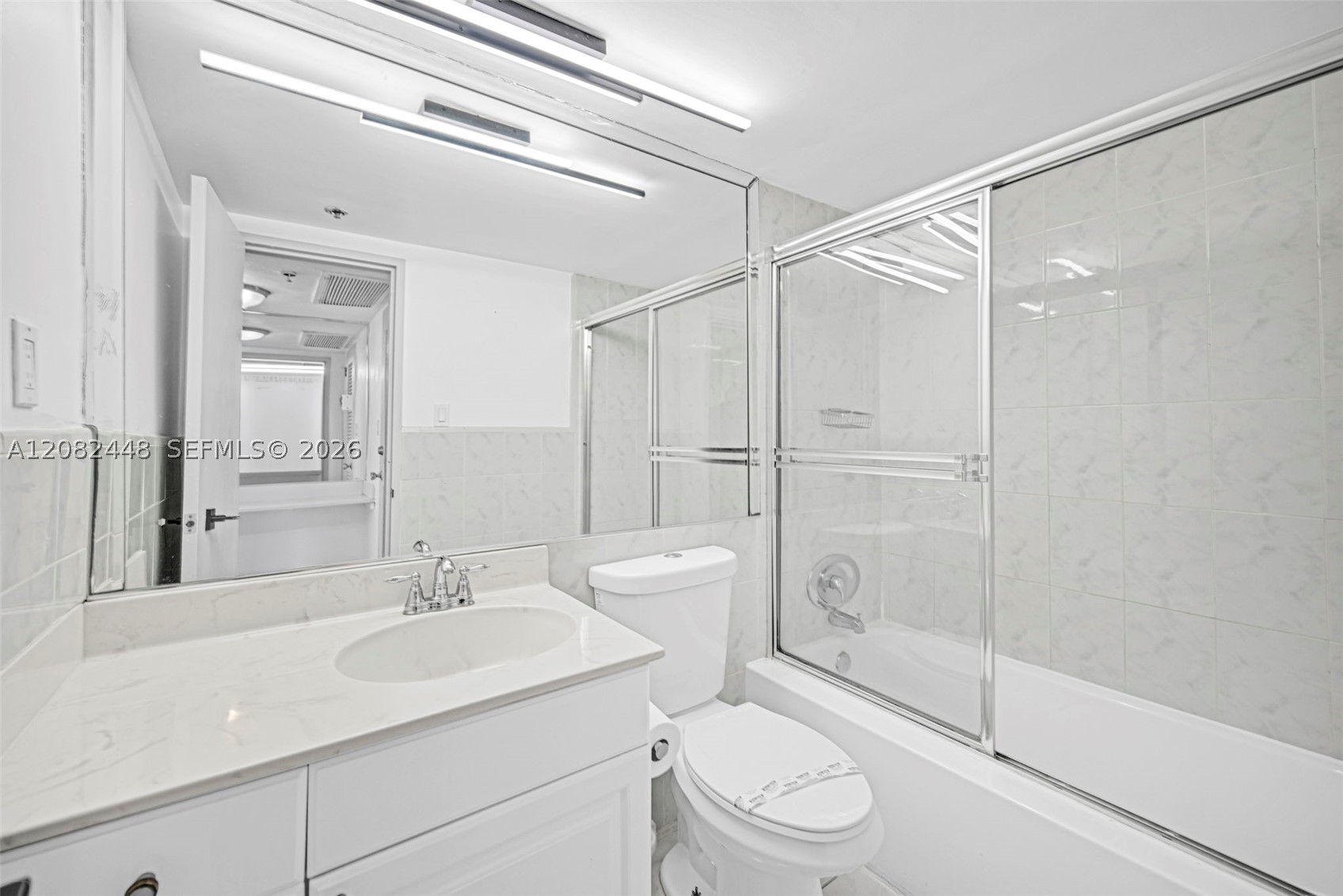 5225 Collins Ave #1015 Miami Beach, FL 33140