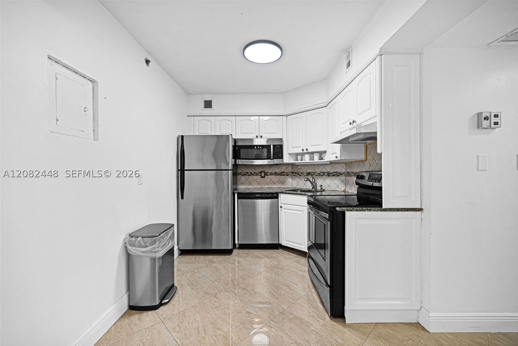 5225 Collins Ave #1015 Miami Beach, FL 33140