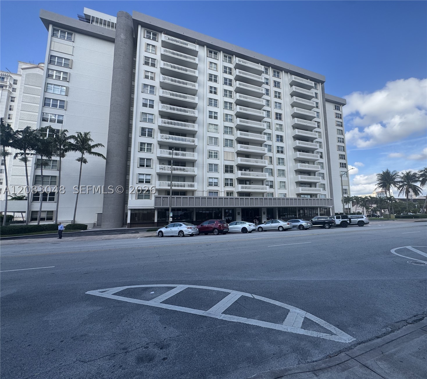 625 Biltmore Way #1103