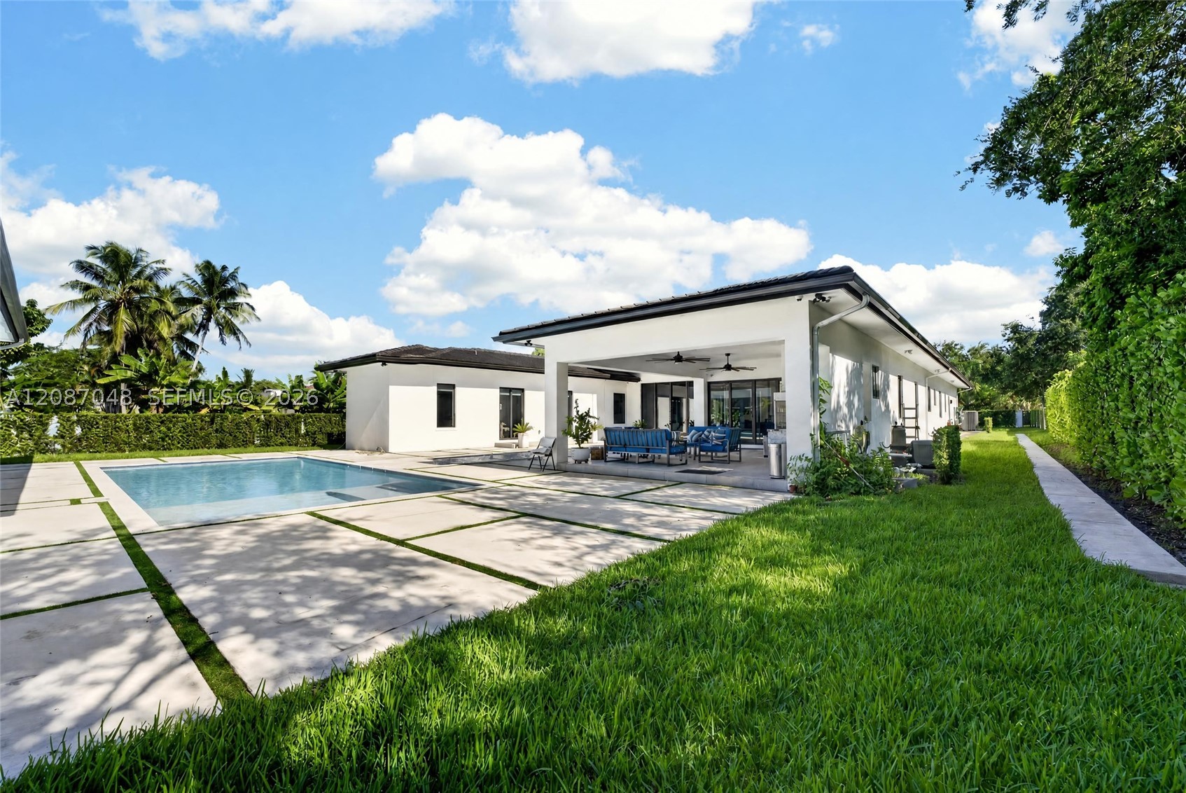 11681 SW 93rd St Miami, FL 33176