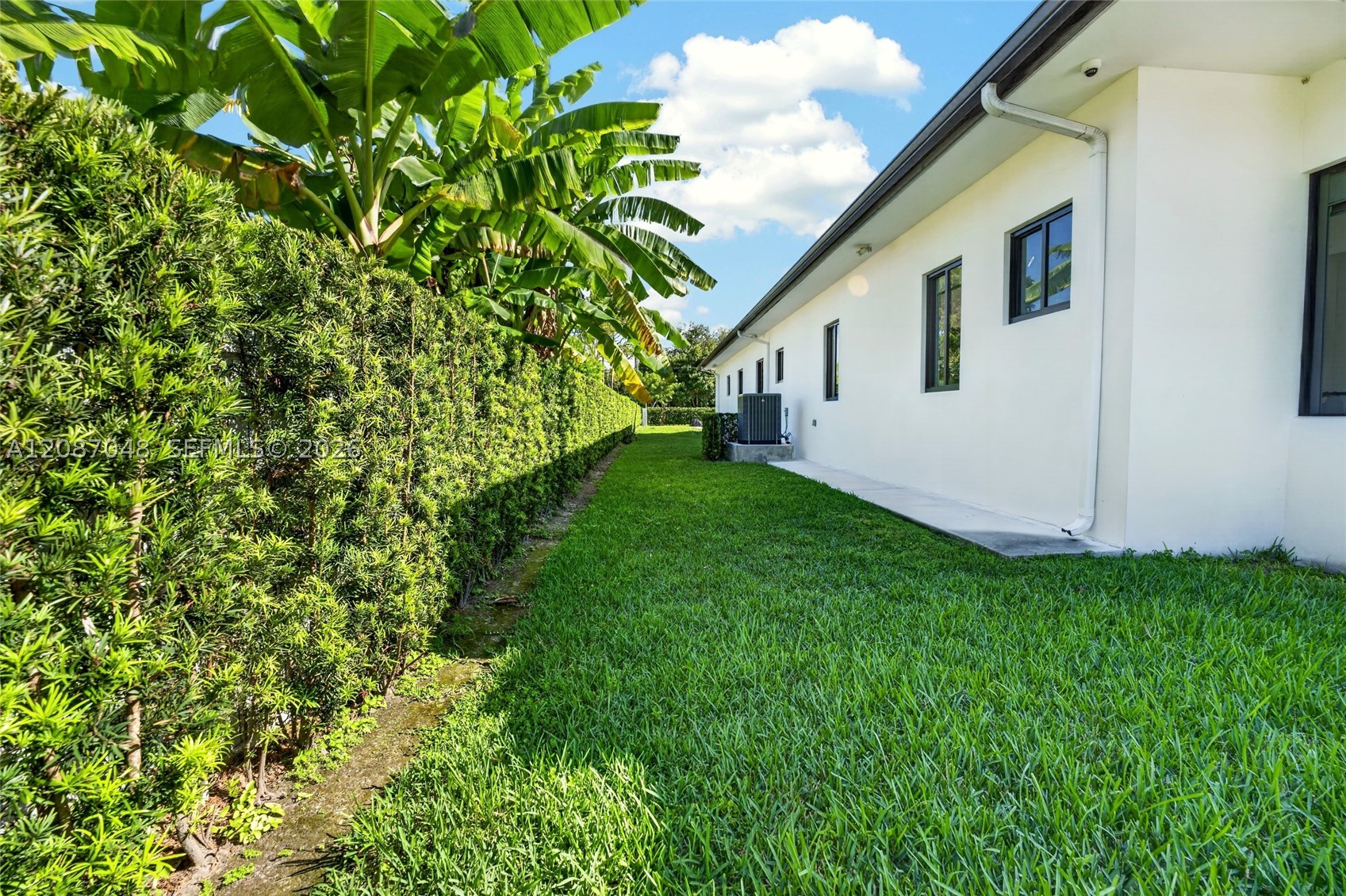 11681 SW 93rd St Miami, FL 33176