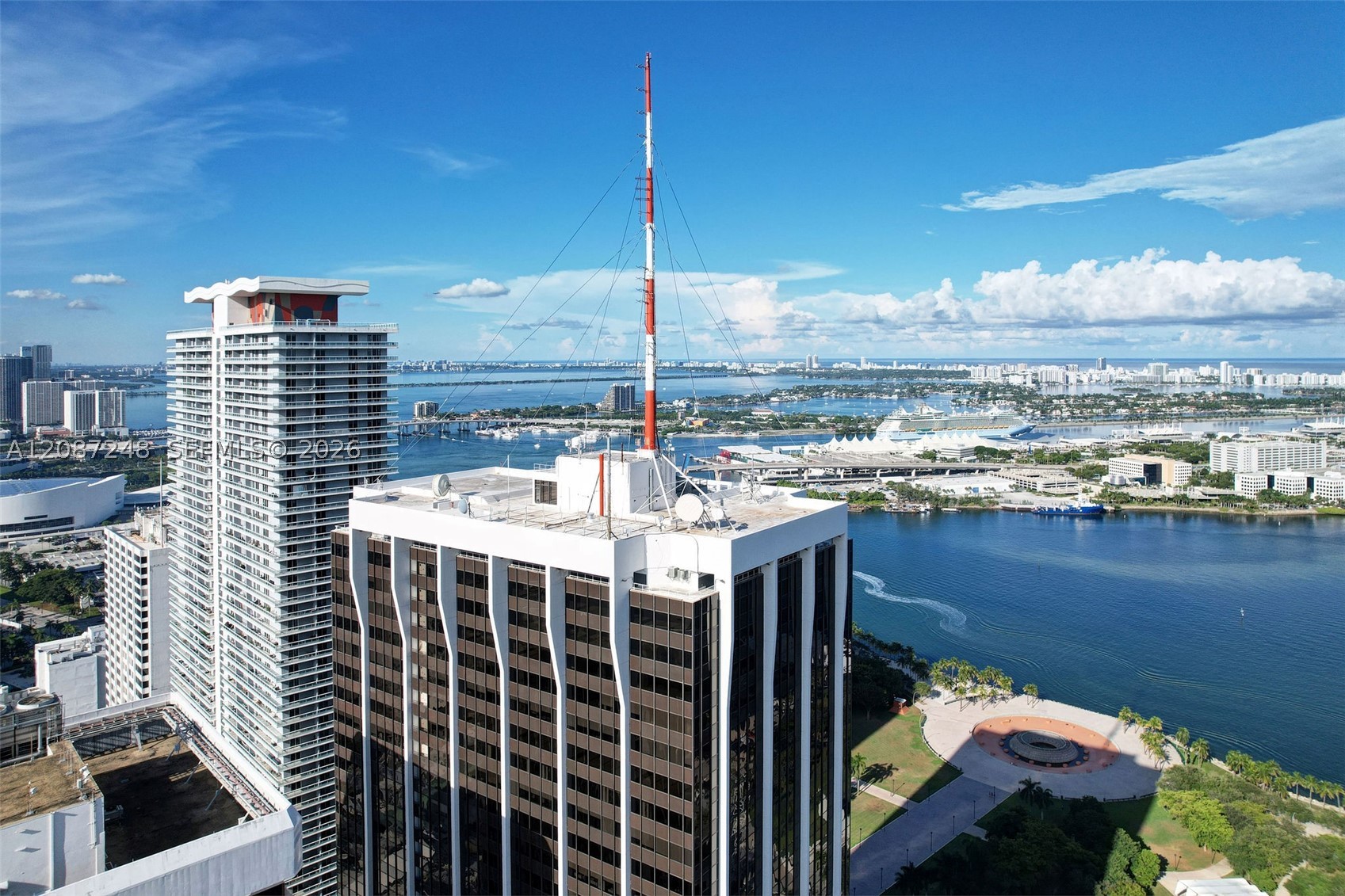 image 50 Biscayne26