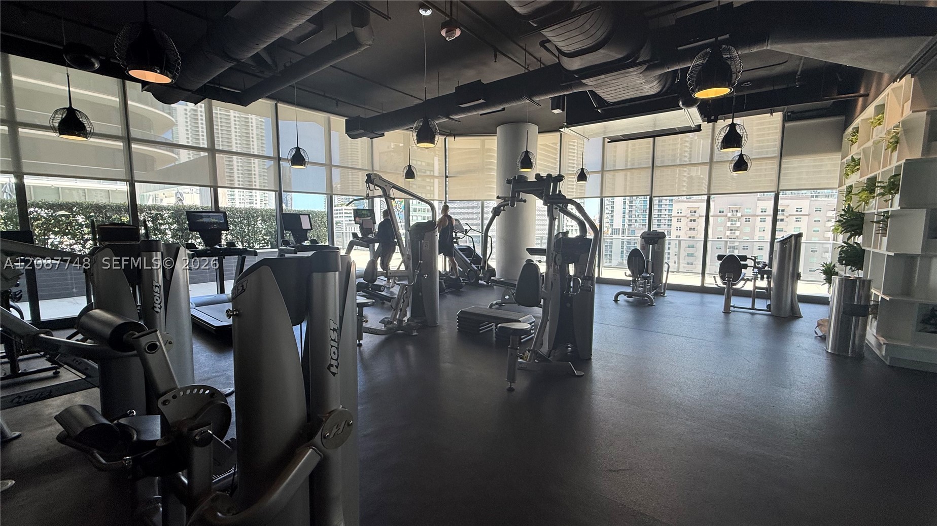 image Brickell Heights West11