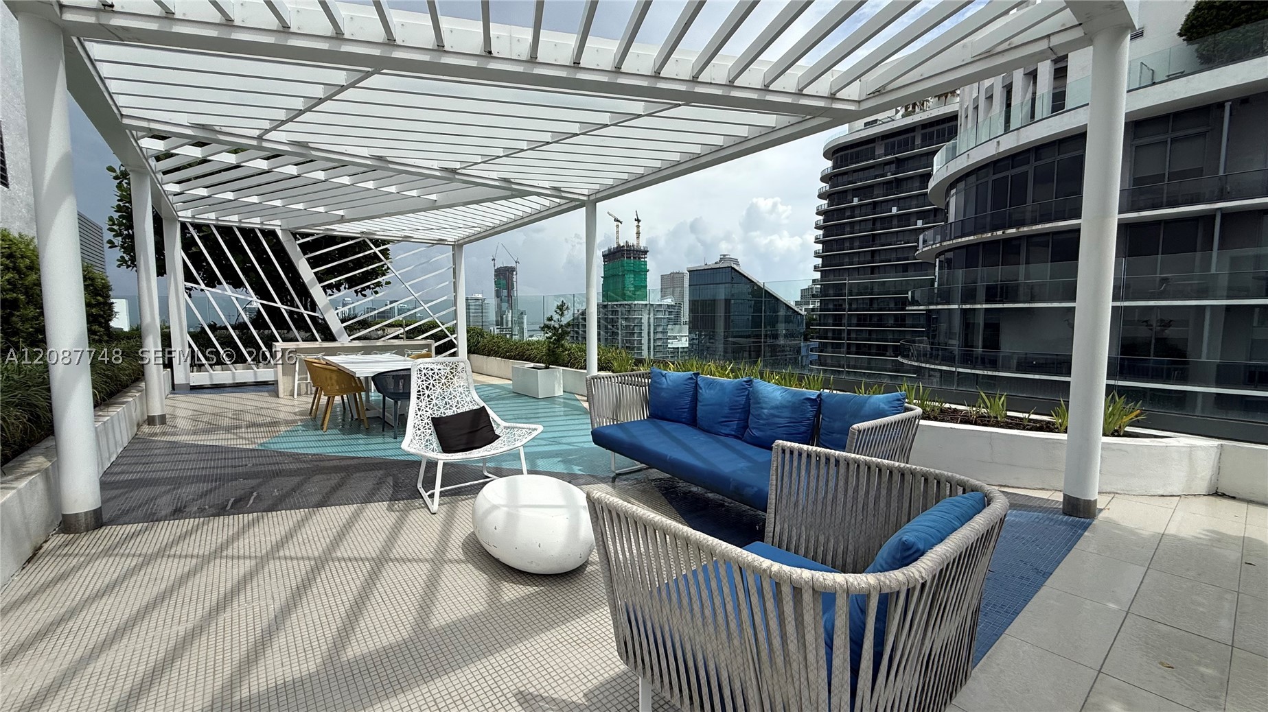 image Brickell Heights West13