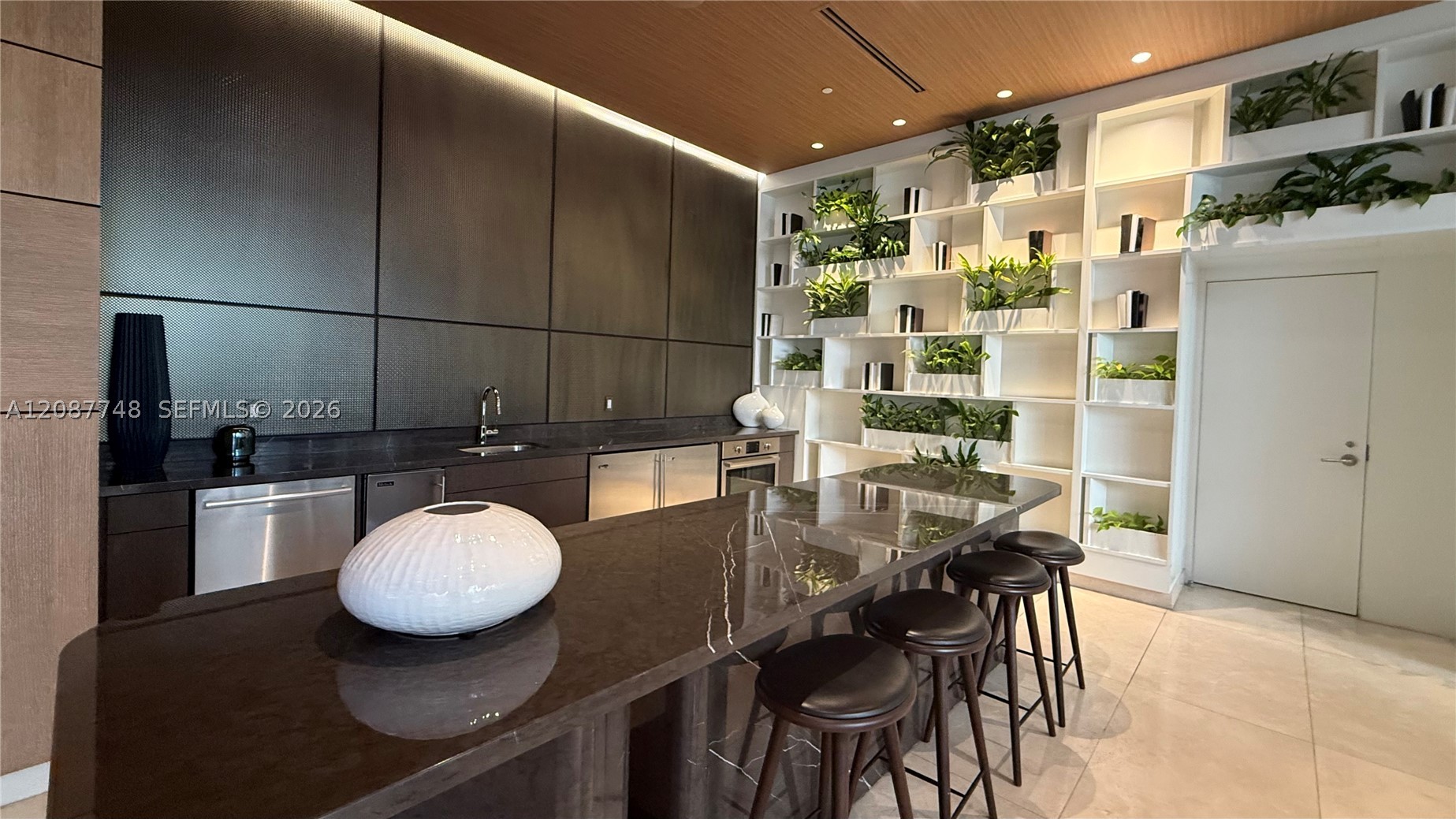 image Brickell Heights West25
