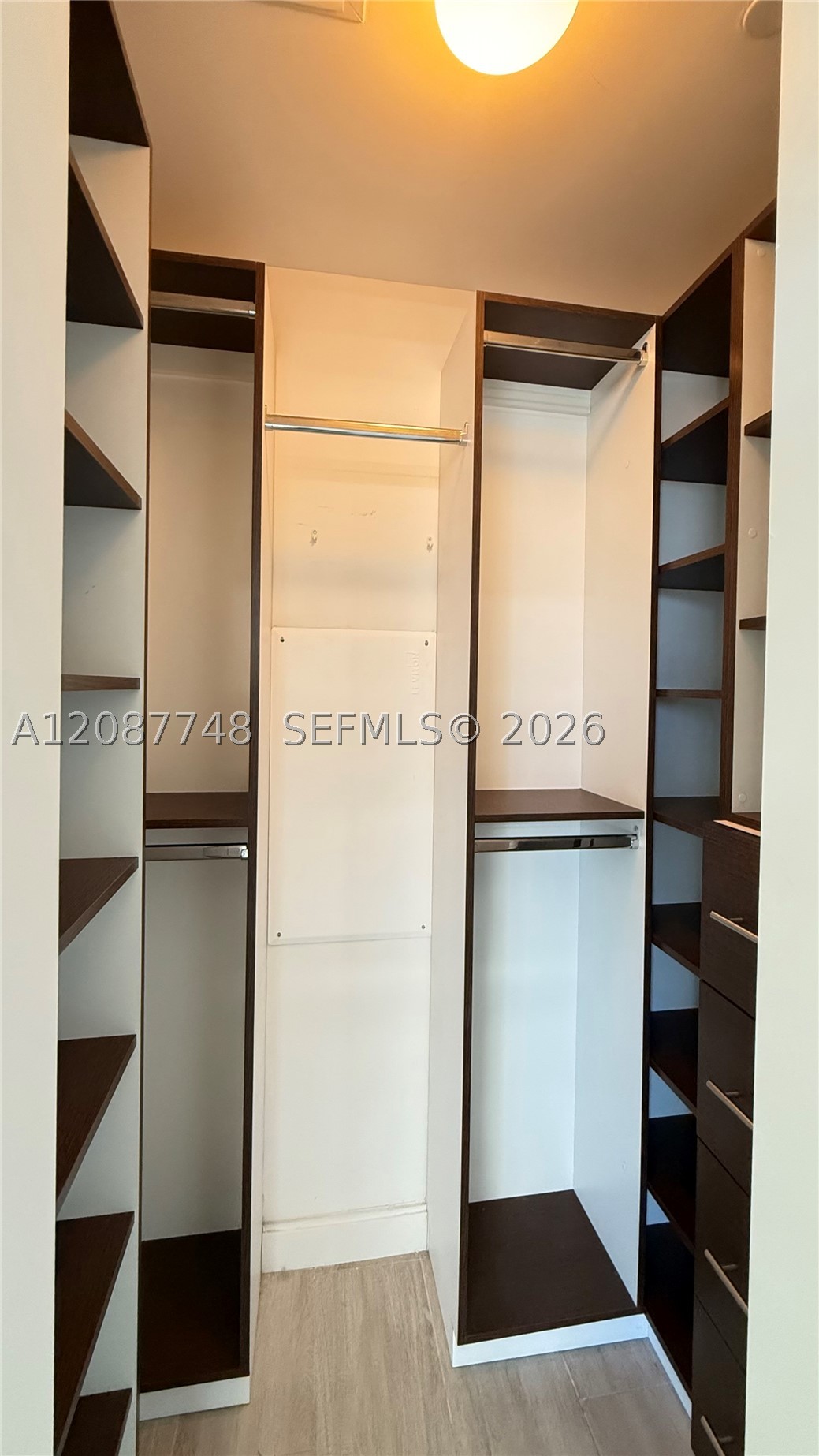image Brickell Heights West4