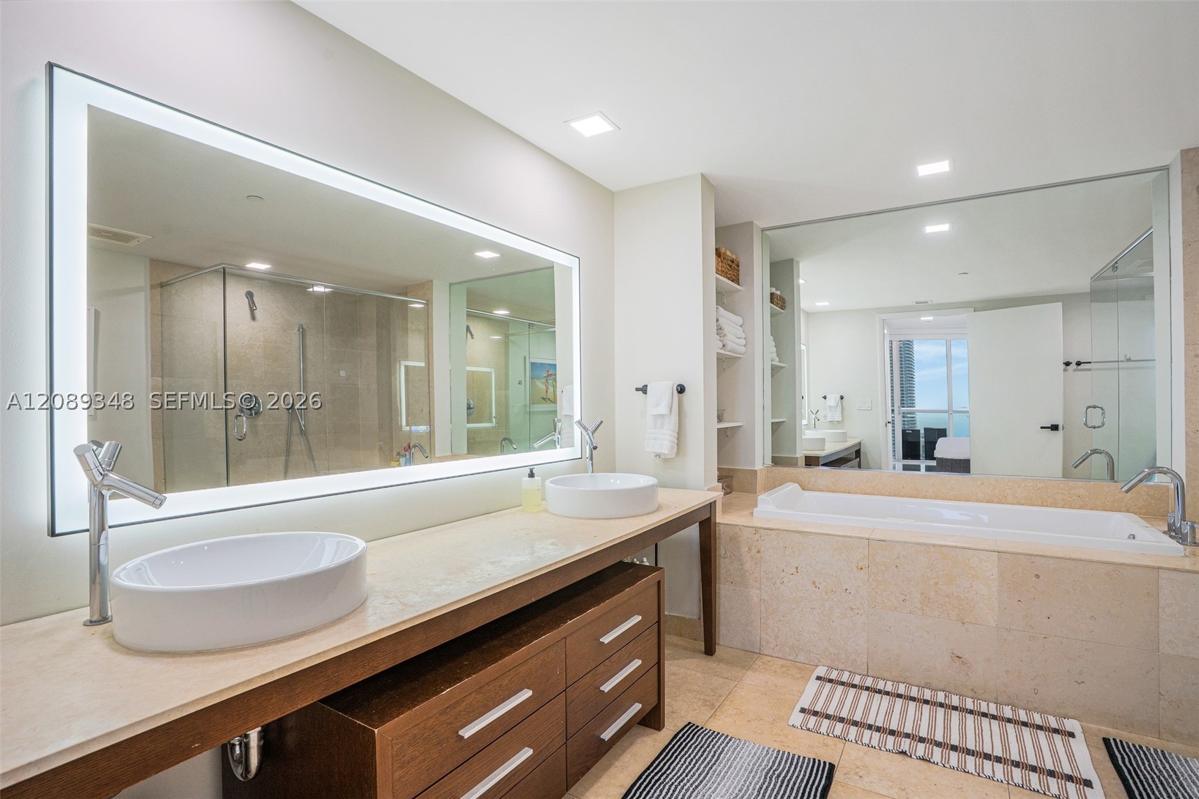 image Icon Brickell II24