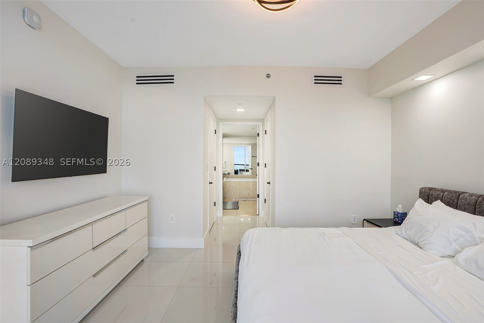 image Icon Brickell II27