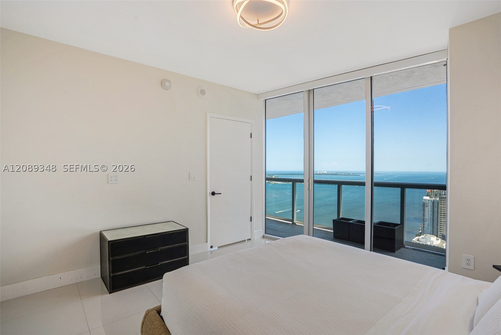 image Icon Brickell II33