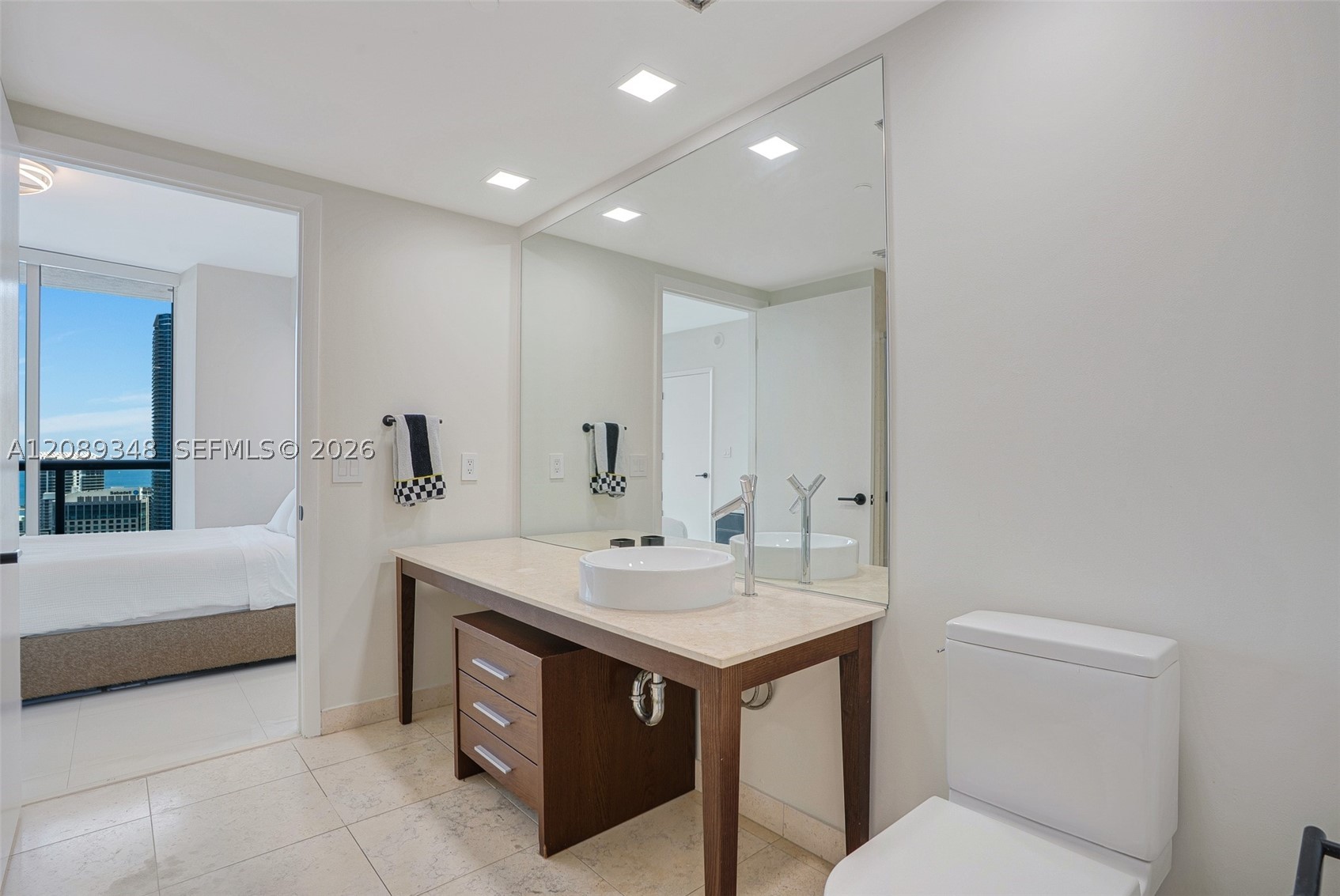 image Icon Brickell II34