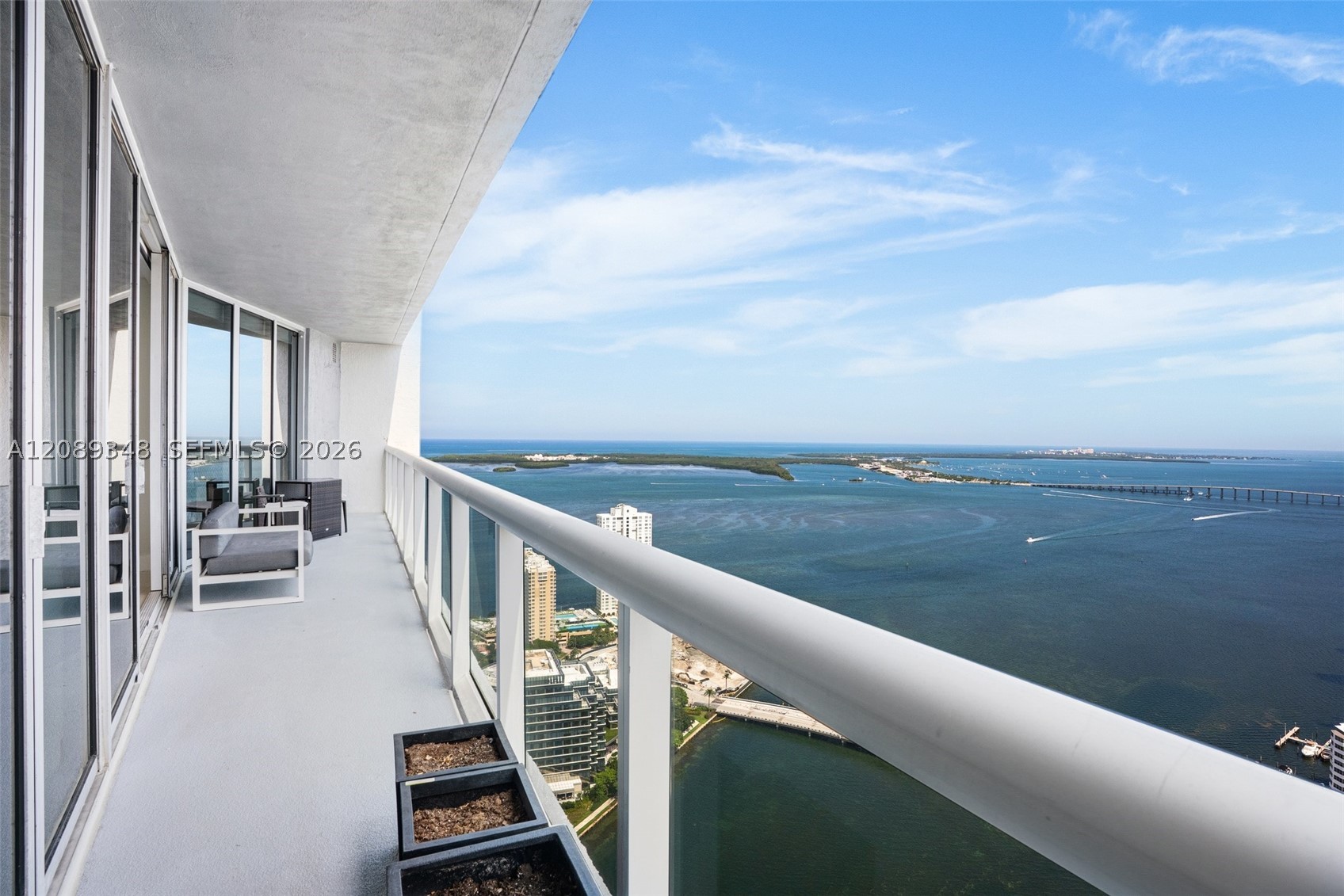 image Icon Brickell II3