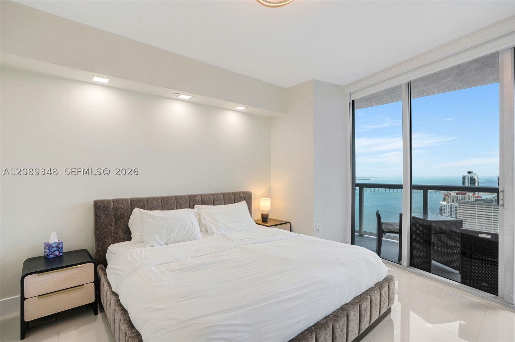 image Icon Brickell II4