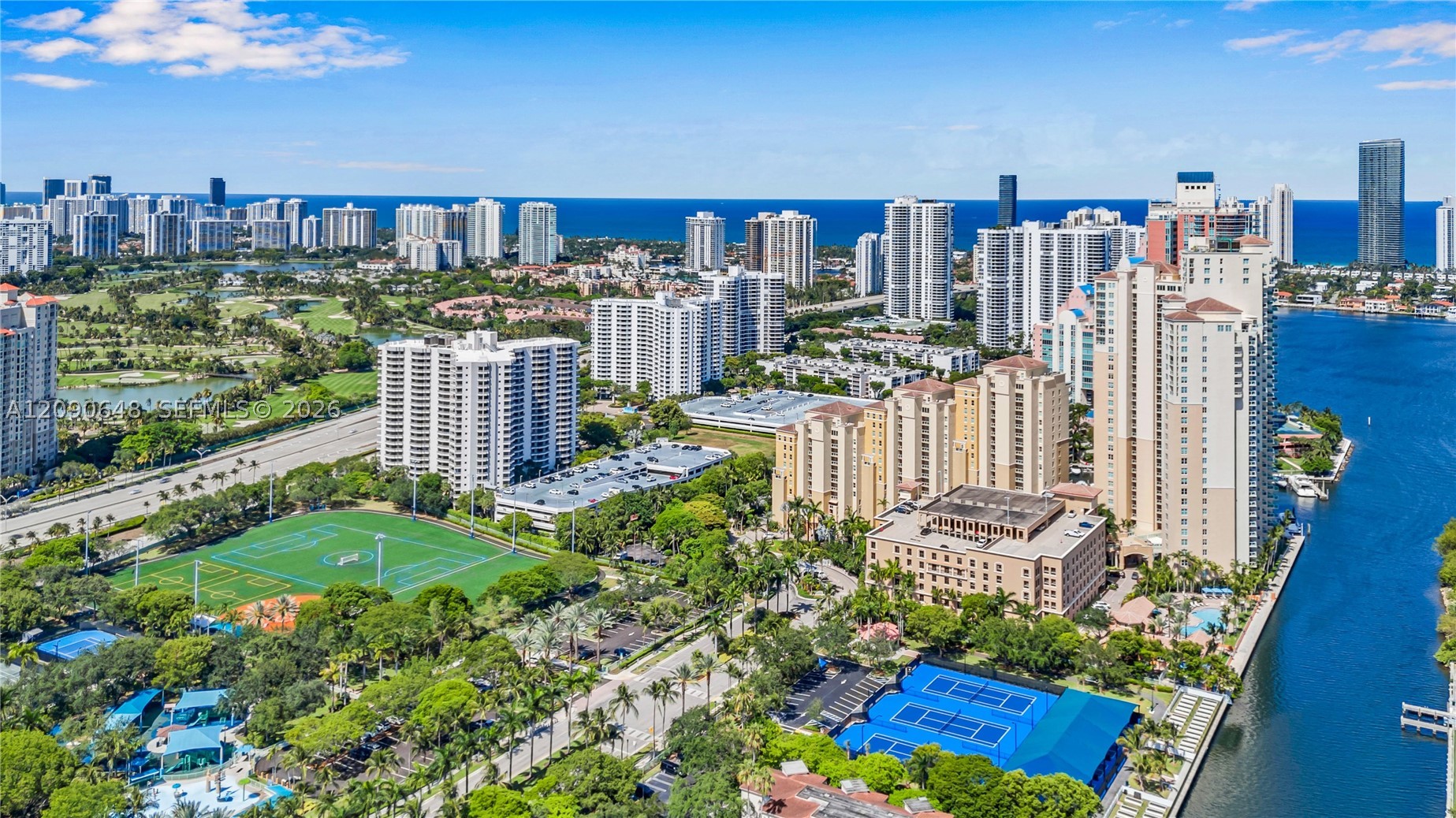image Aventura Marina 270