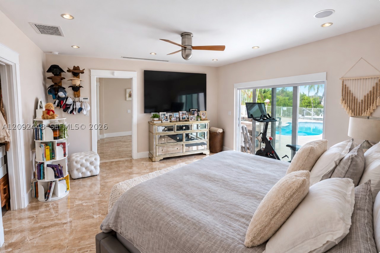 705 Bella Vis Ave Coral Gables, FL 33156