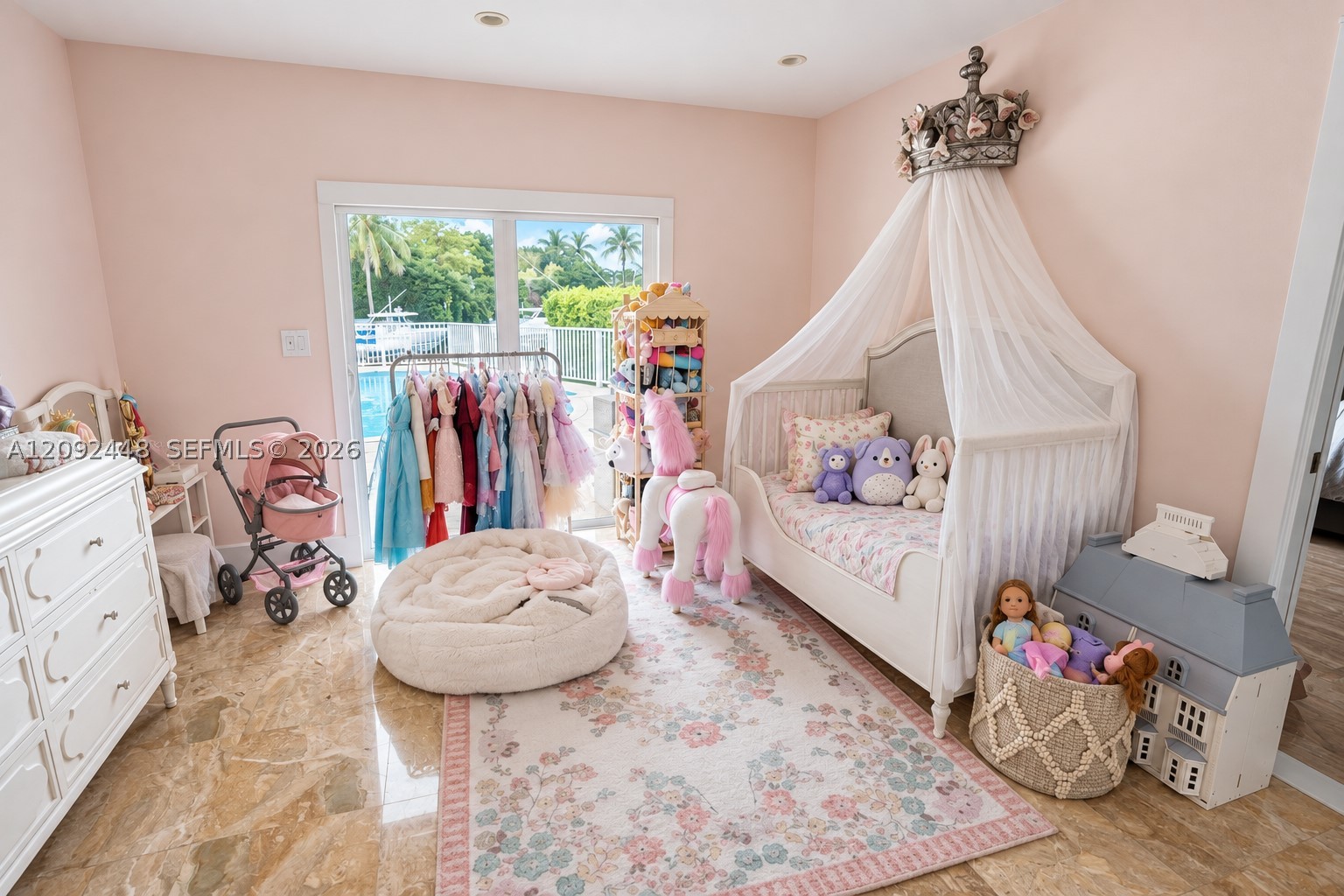 705 Bella Vis Ave Coral Gables, FL 33156