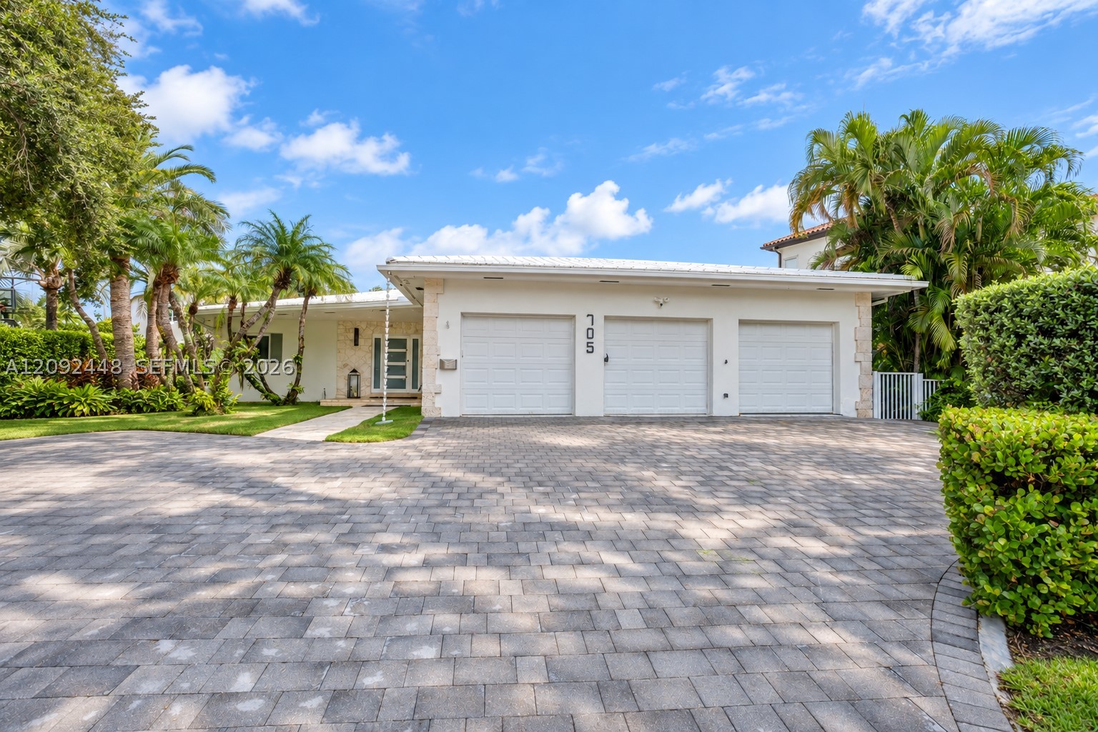 705 Bella Vis Ave Coral Gables, FL 33156