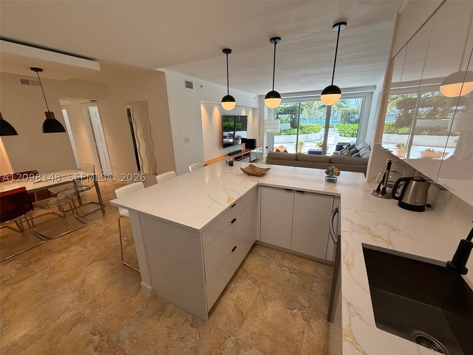 1500 Bay Rd #122S Miami Beach, FL 33139