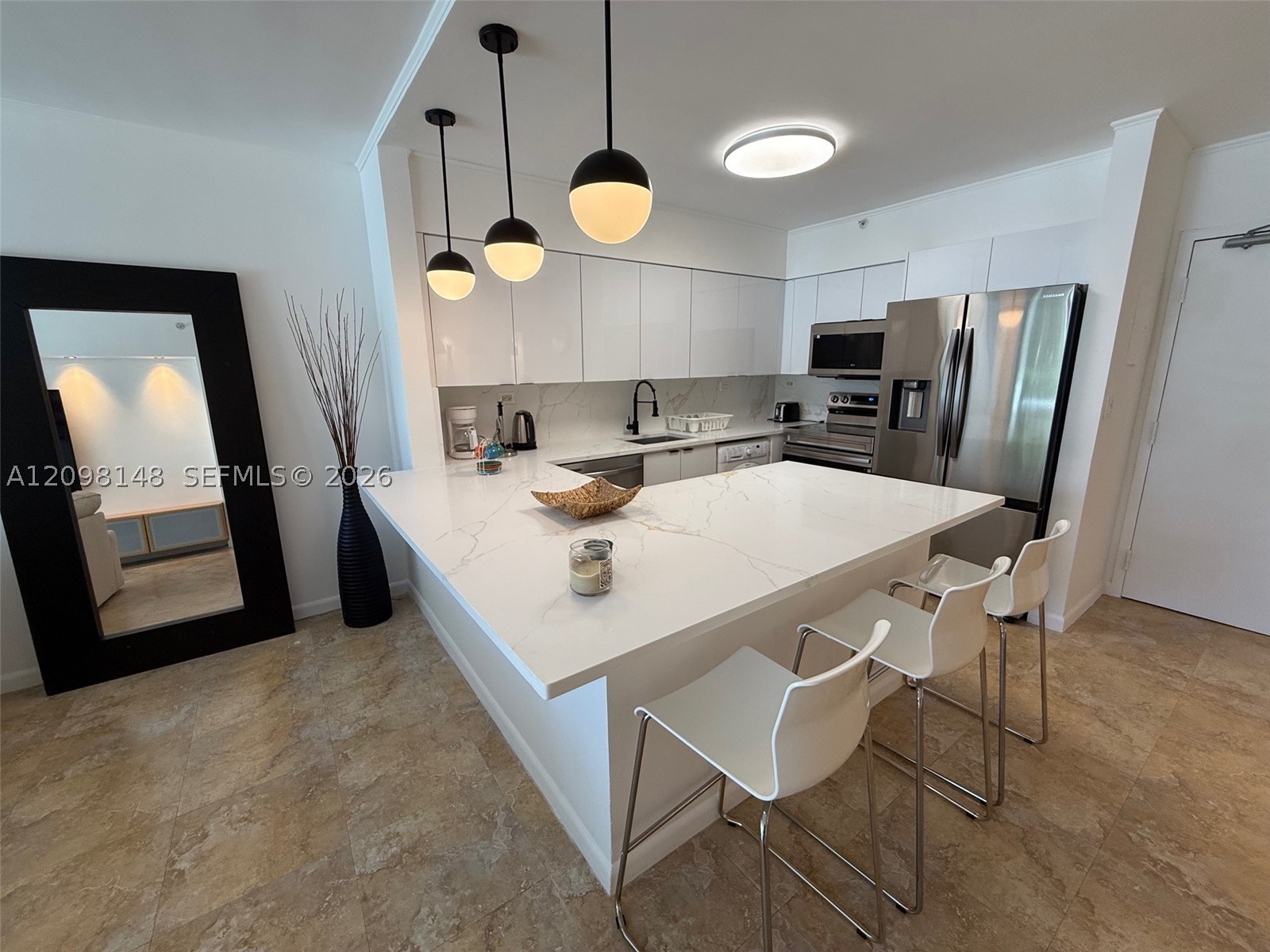 1500 Bay Rd #122S Miami Beach, FL 33139