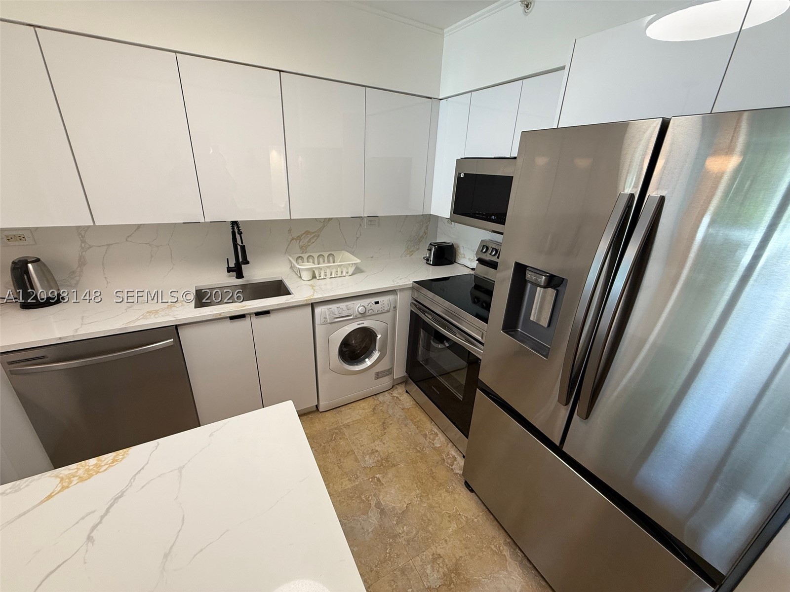 1500 Bay Rd #122S Miami Beach, FL 33139