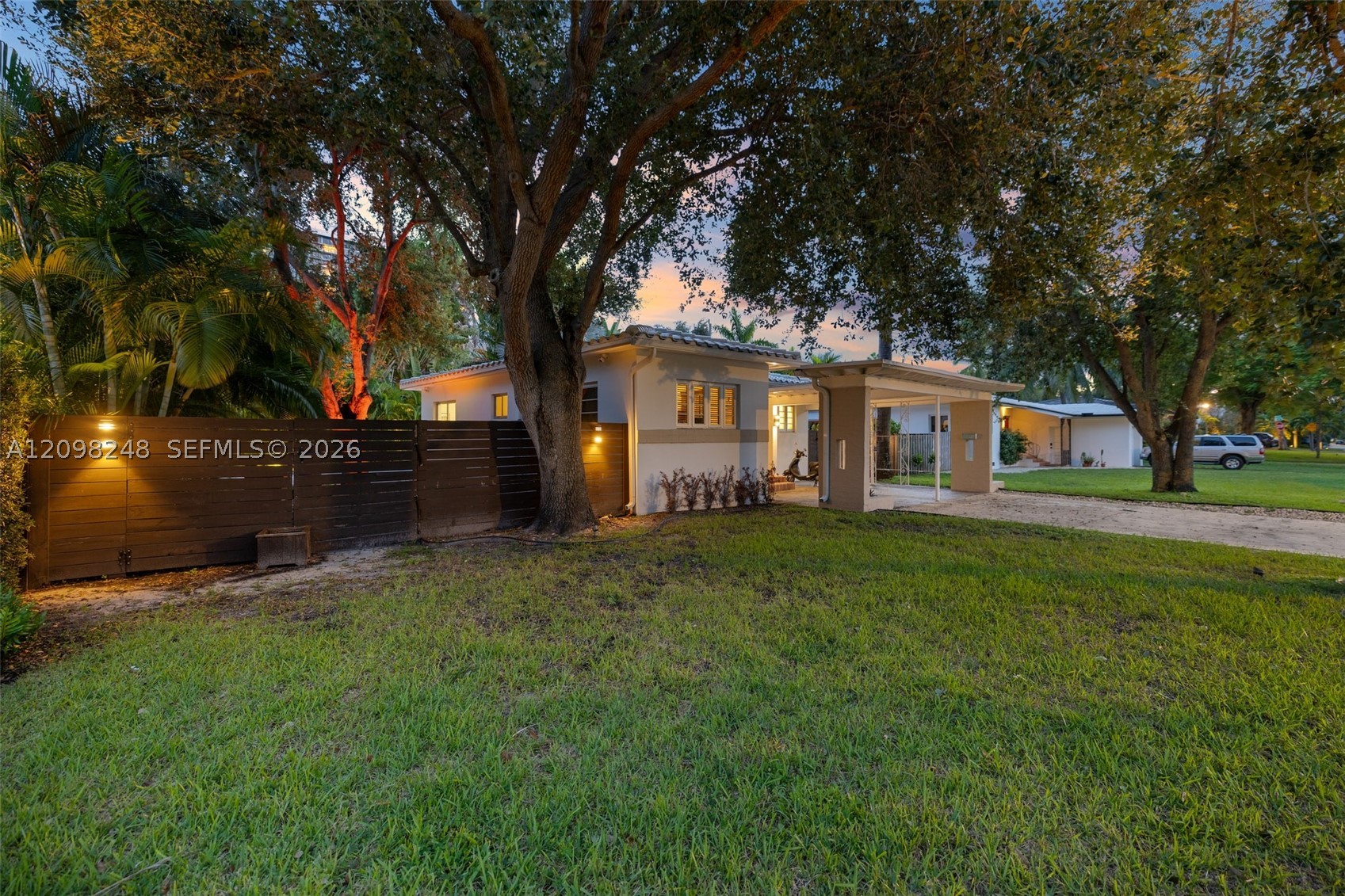 830 NE 72nd St Miami, FL 33138