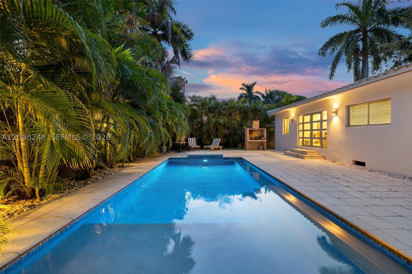 830 NE 72nd St Miami, FL 33138