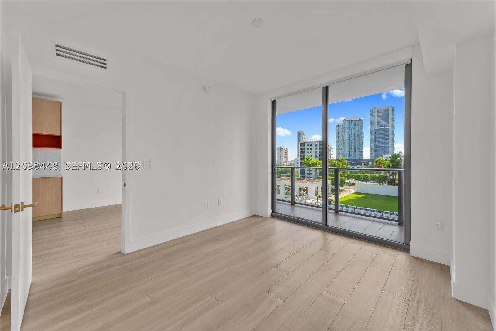 image The Standard Residences Midtown Miami9
