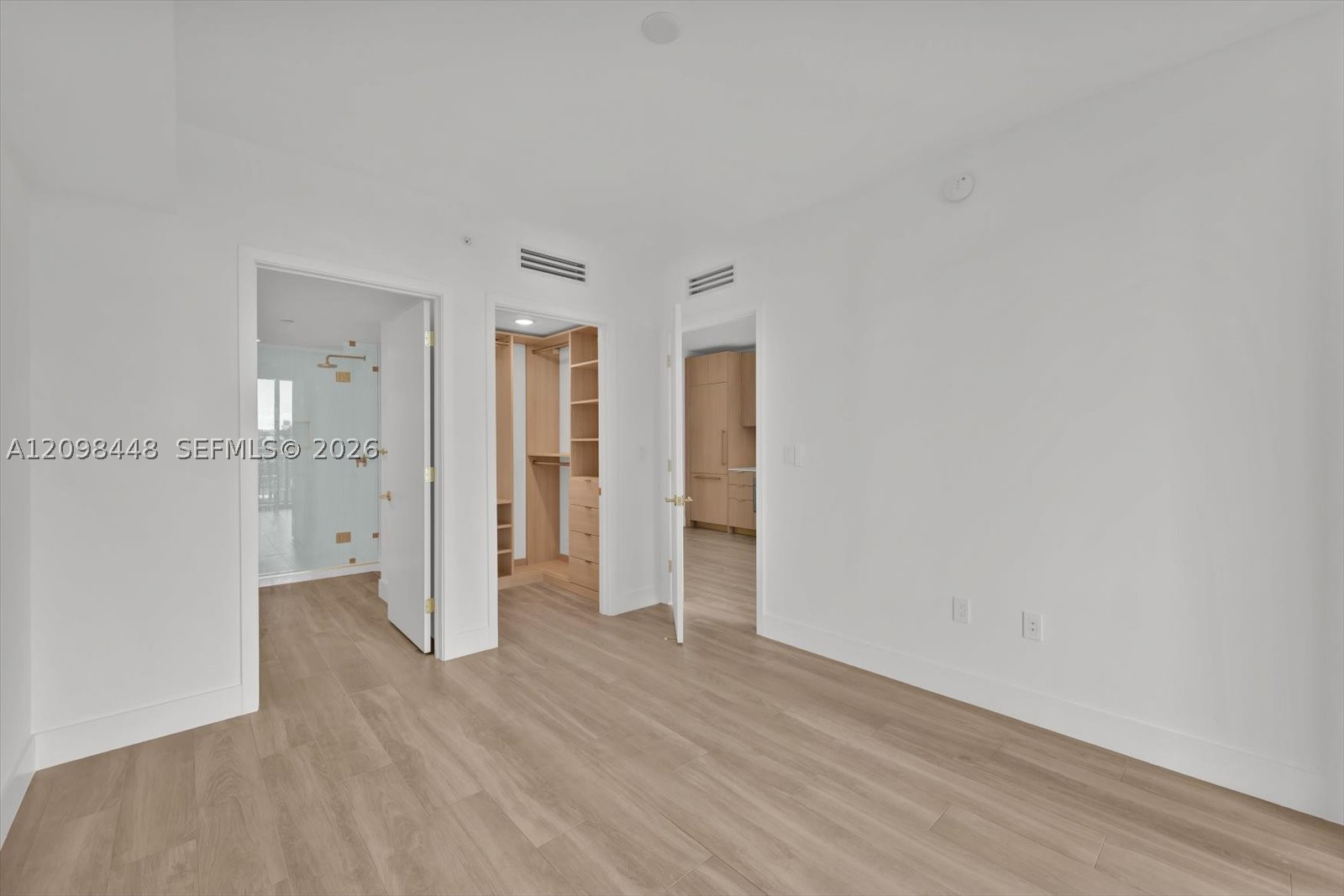 image The Standard Residences Midtown Miami10