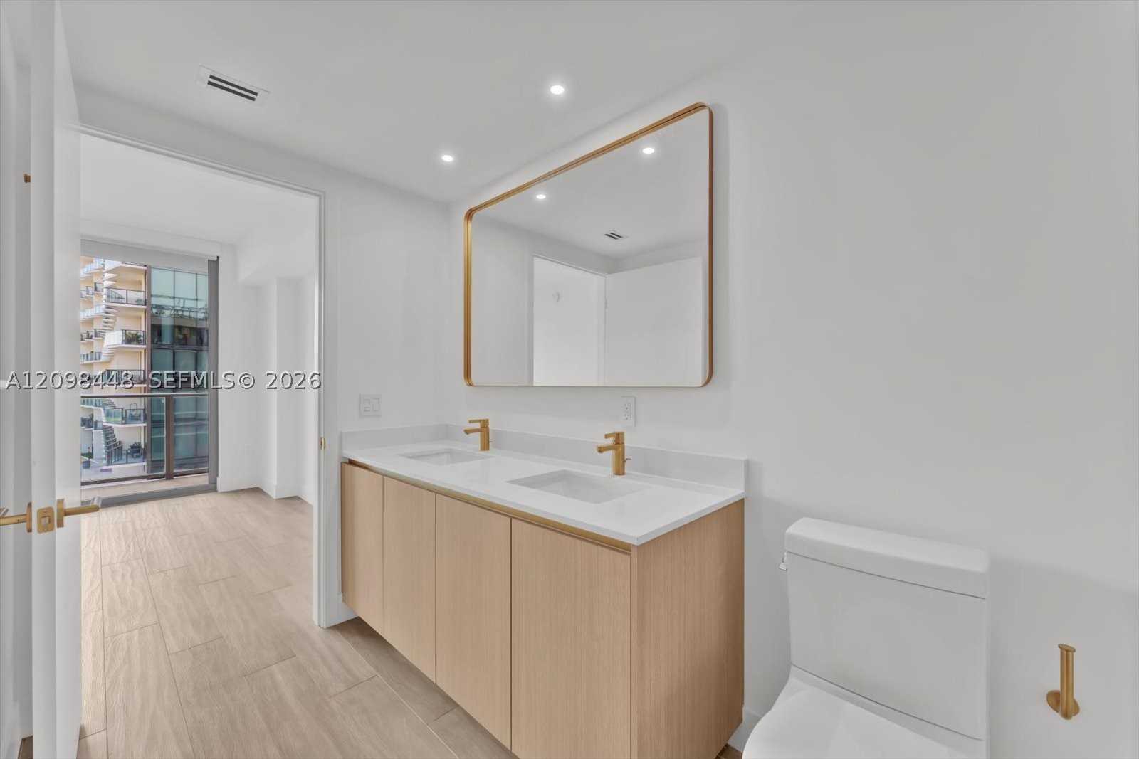 image The Standard Residences Midtown Miami13