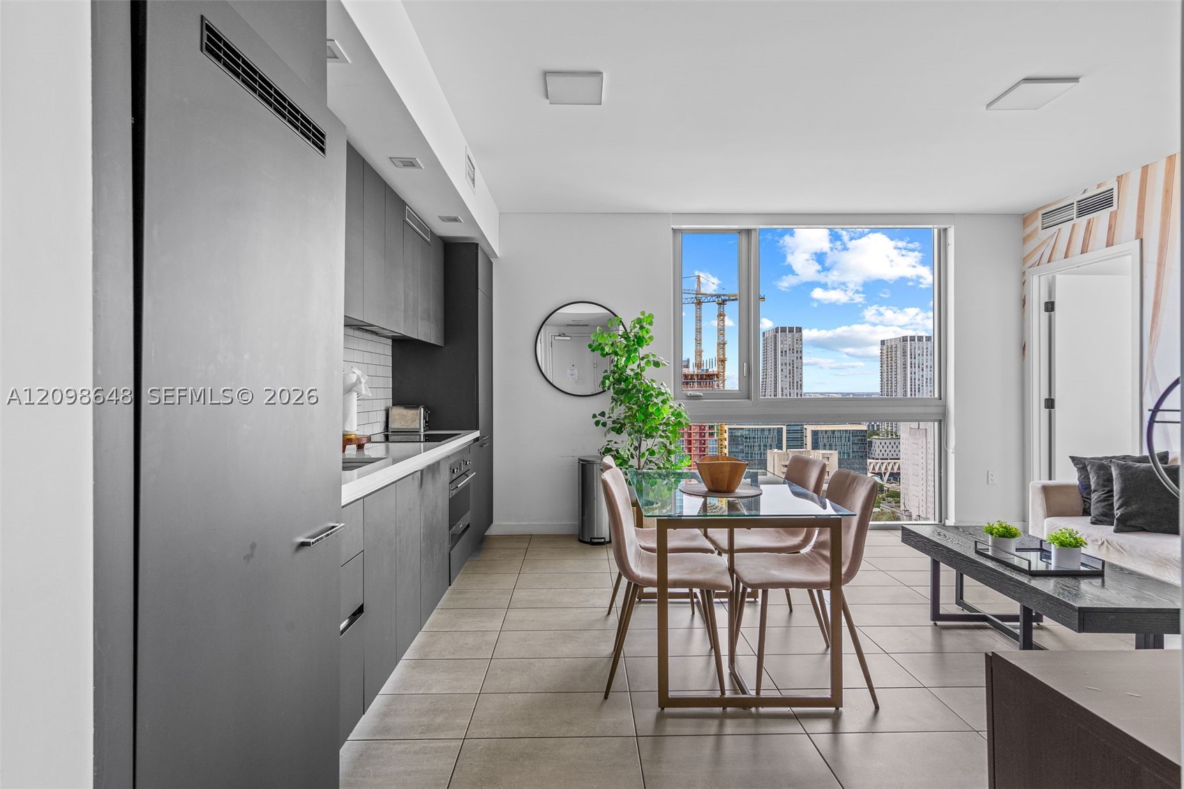 227 NE 2nd St #3106 Miami, FL 33132
