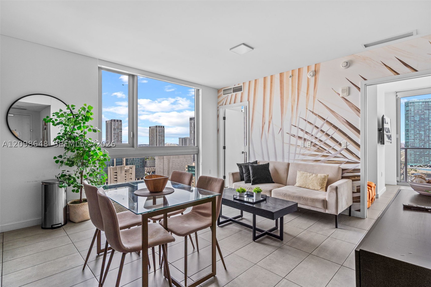 227 NE 2nd St #3106 Miami, FL 33132