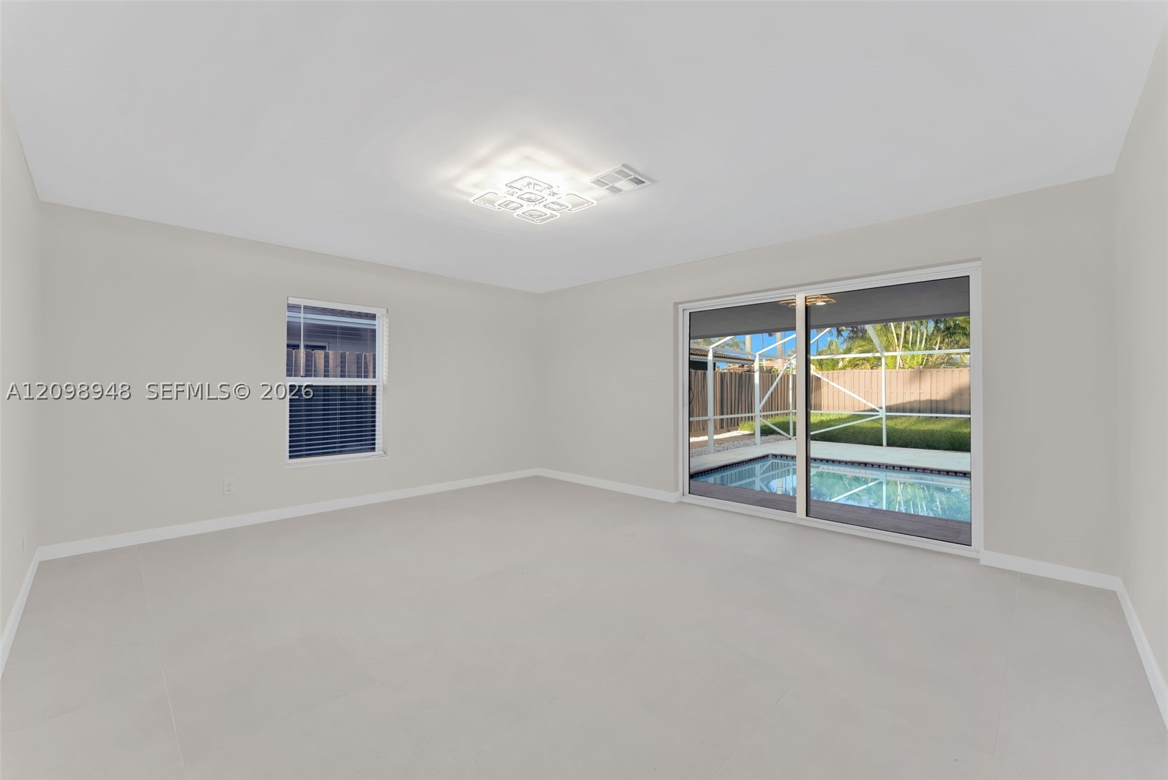 5419 NE 22nd Ave Fort Lauderdale, FL 33308