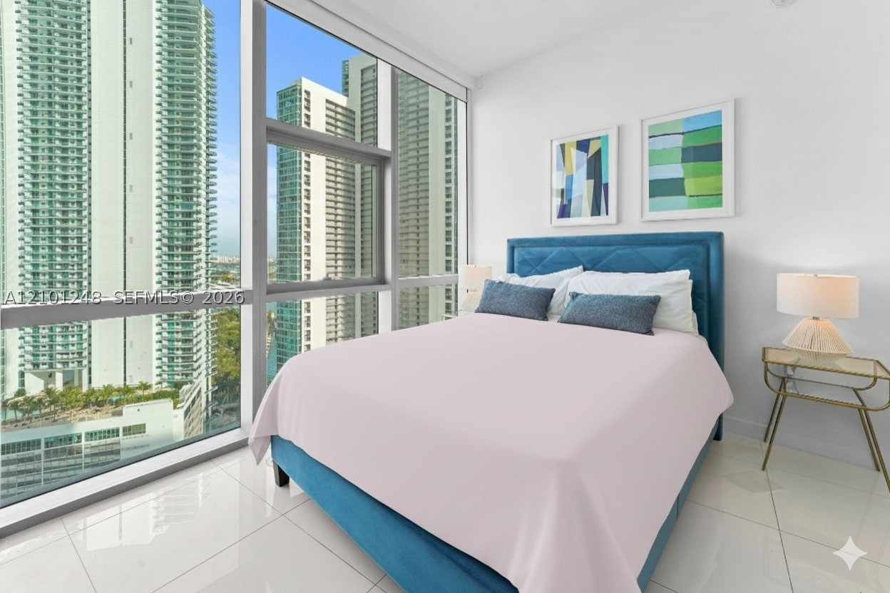 image Paramount Miami Worldcenter24