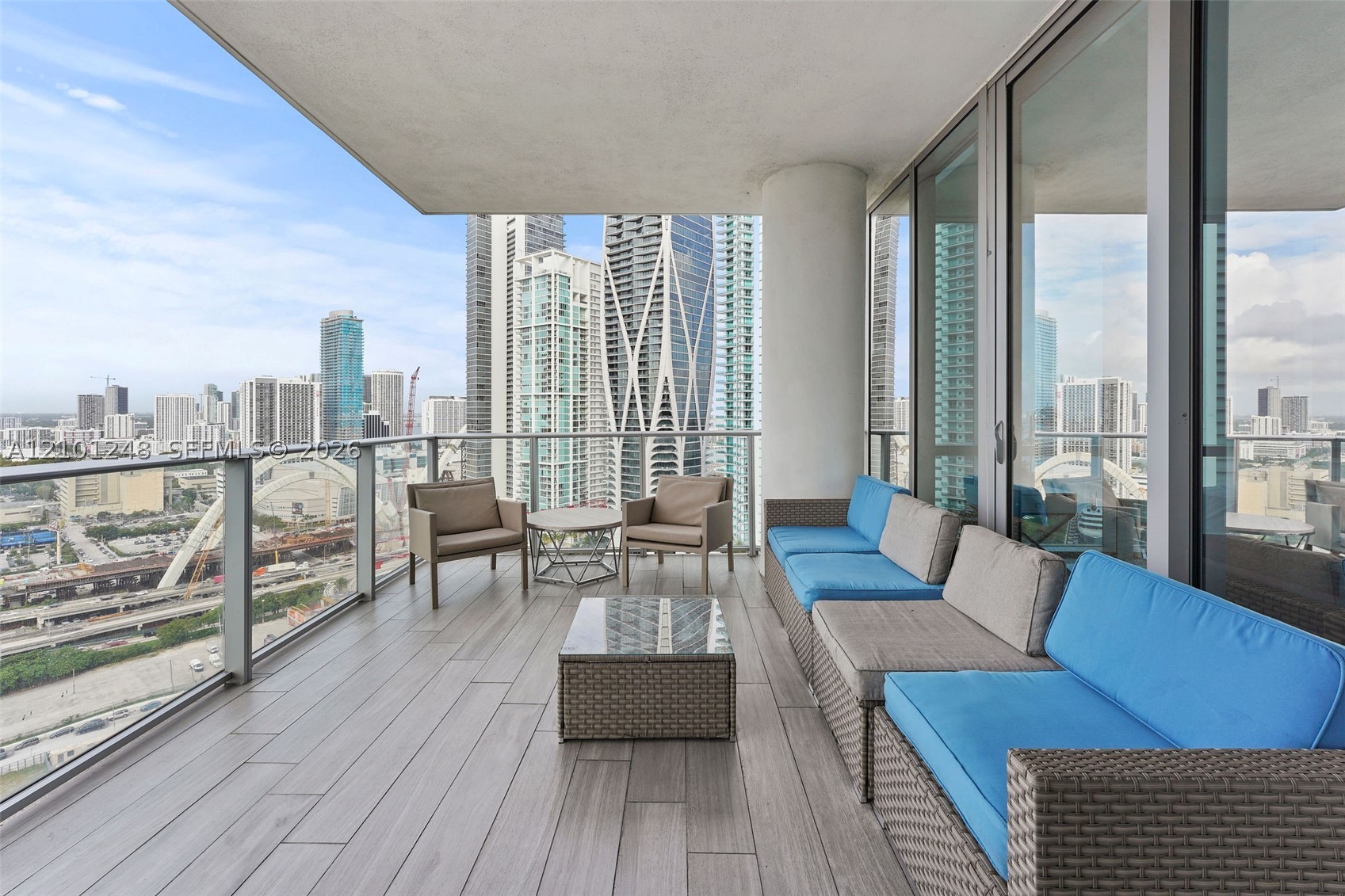 image Paramount Miami Worldcenter4