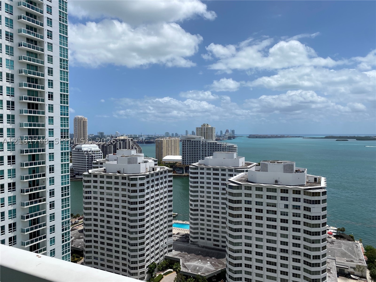 image The Plaza on Brickell West3